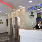 Parlak Szálloda *
