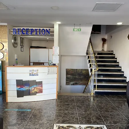 Parlak فندق إجنيدا