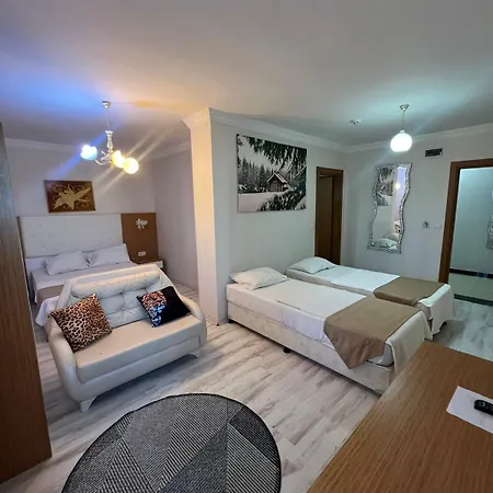 Parlak Hotel