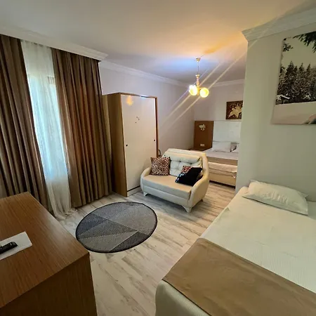 Hotel Parlak *